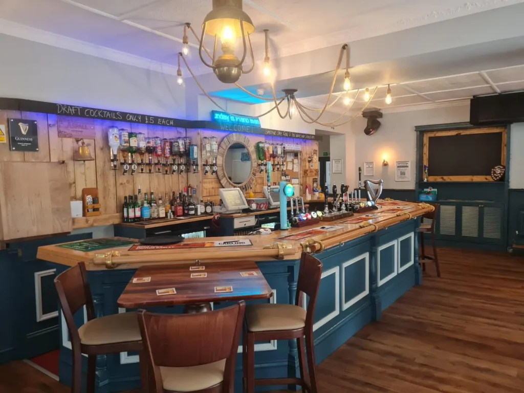 Livingstone's free-house Bar | Pubs And Restaurants near me